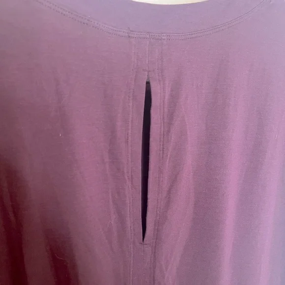 Athleta Practice Muscle Tee - Picture 8 of 11